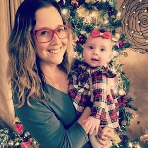 Meet your Posher, Dena